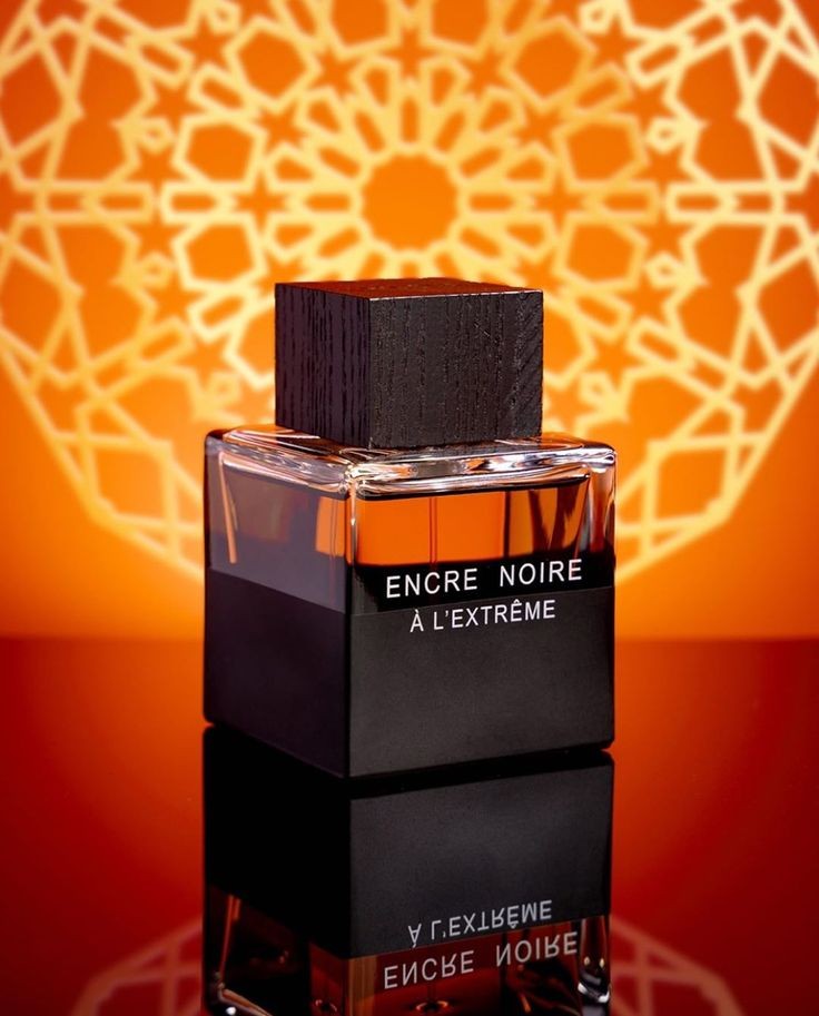 Lalique Encre Noire à l'extrême EDP